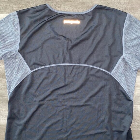 Patagonia Short Sleeve T Shirt Womens Small Gray Heather Crew Neck Slim Fit Hike - Picture 9 of 11